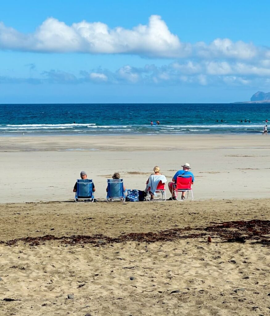 Famara Strand mit 4 Personen 